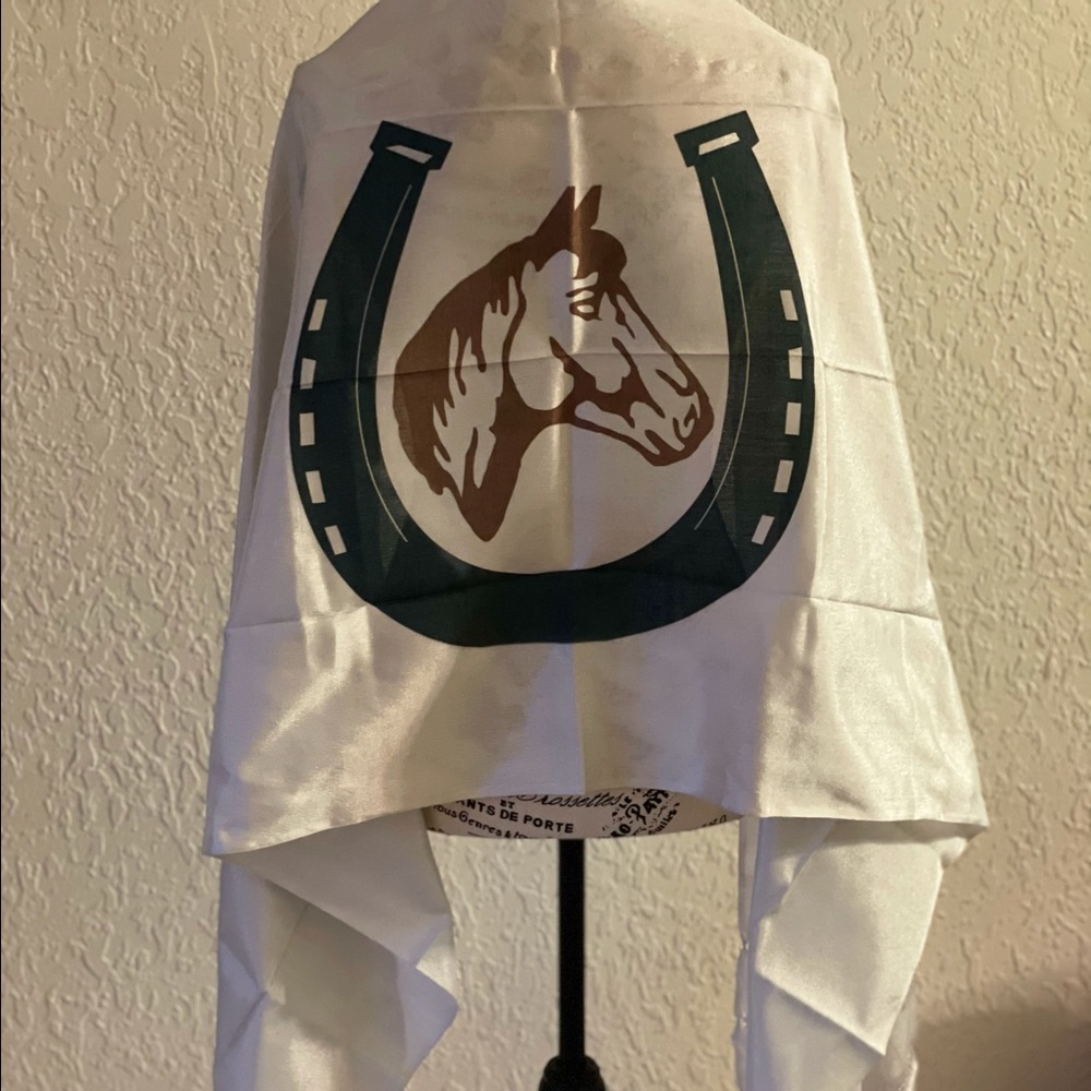 New Mexican Shawl with Horseshoe Logo - Picture 1 of 6